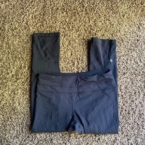 Lululemon crops